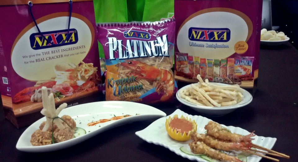 Gathering Nixxa Lovely Day